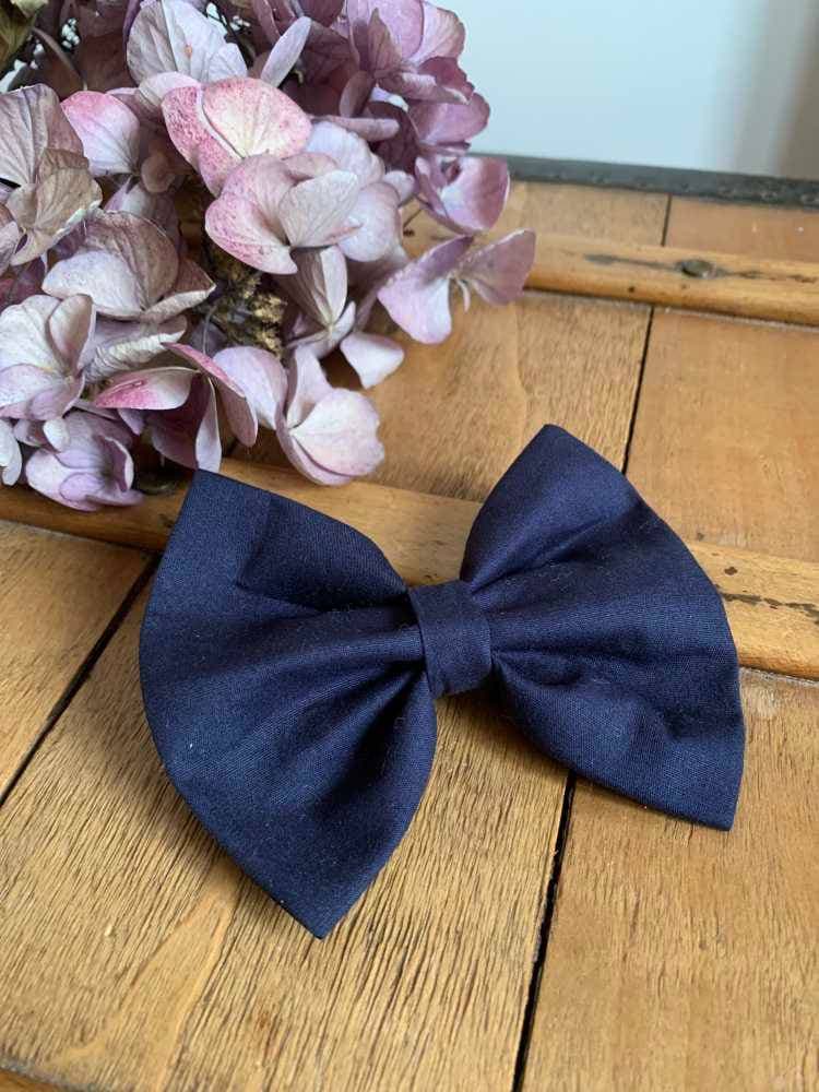 Barrette unie Bleu marine XL Papillon
