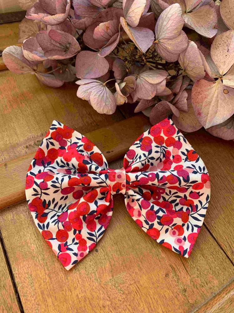 Barrette Liberty Wiltshire Rouge Taille XL Papillon