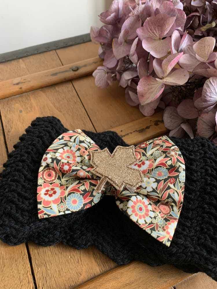 Barrette brodée feuille