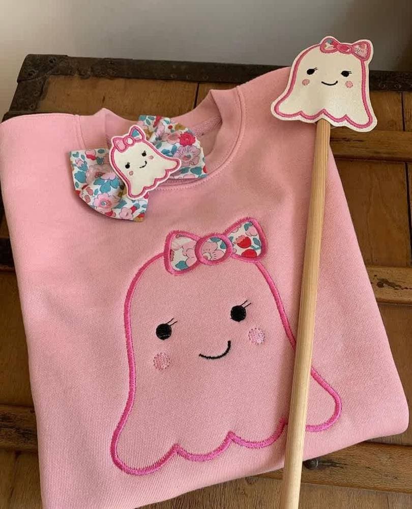 Barrette brodée Fantôme