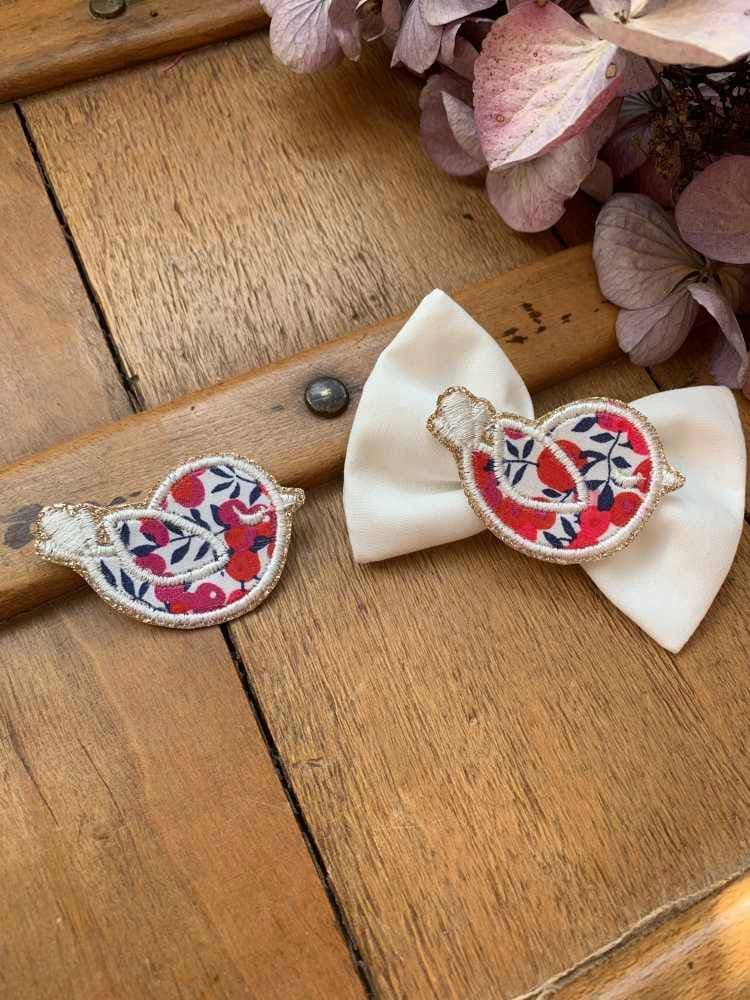 Barrette brodée oiseau Wiltshire rouge