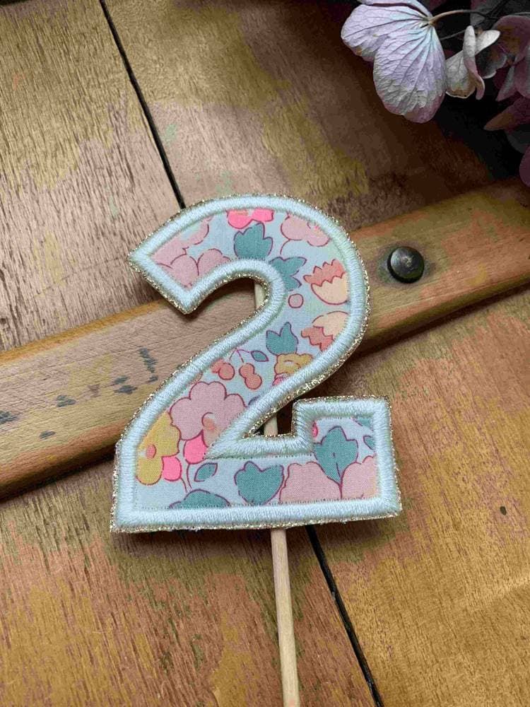 Cake Topper Liberty Betsy Barpapa Chiffre 2