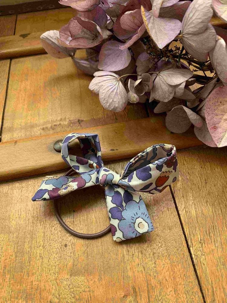 Elastique Liberty Betsy Aubergine Petit noeud 