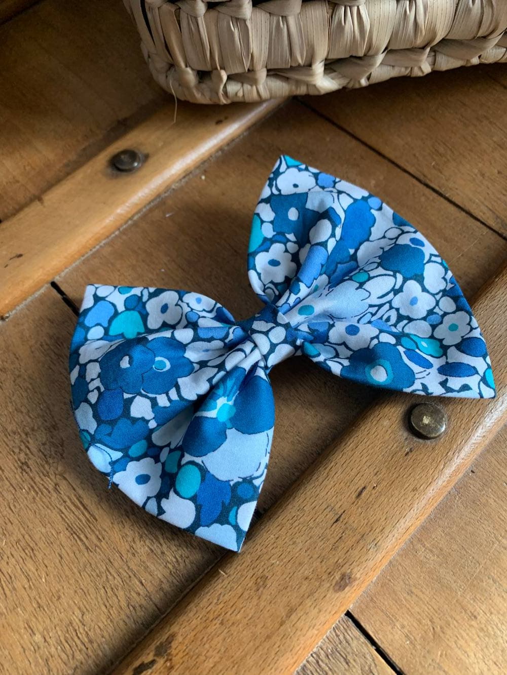 Barrette Liberty Eleanor bleu XL Papillon