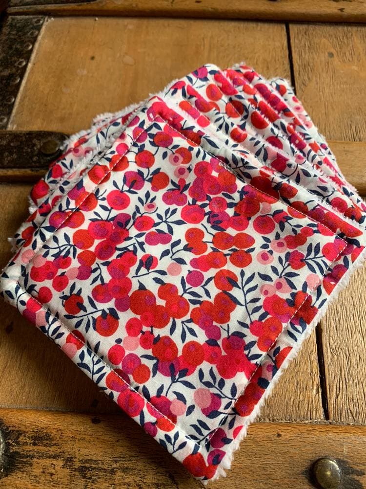 Lingette Liberty éponge de bambou Wiltshire rouge