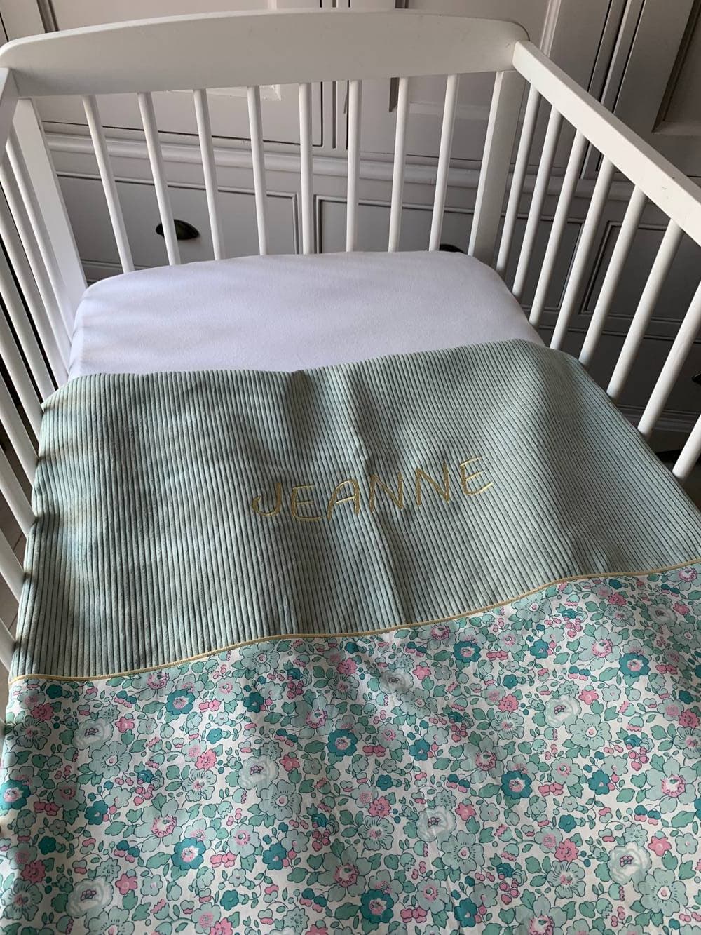 Couverture brodée Liberty exclusif au choix