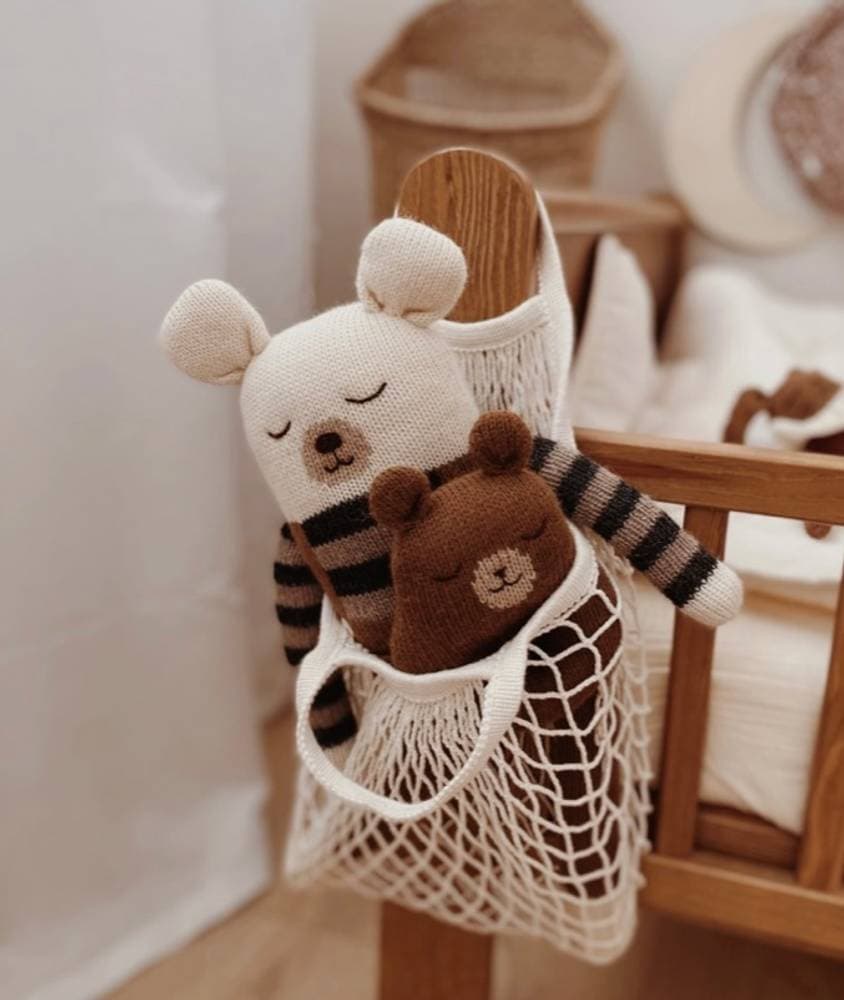 Grand doudou Main sauvage ours polaire en salopette coloris noisette