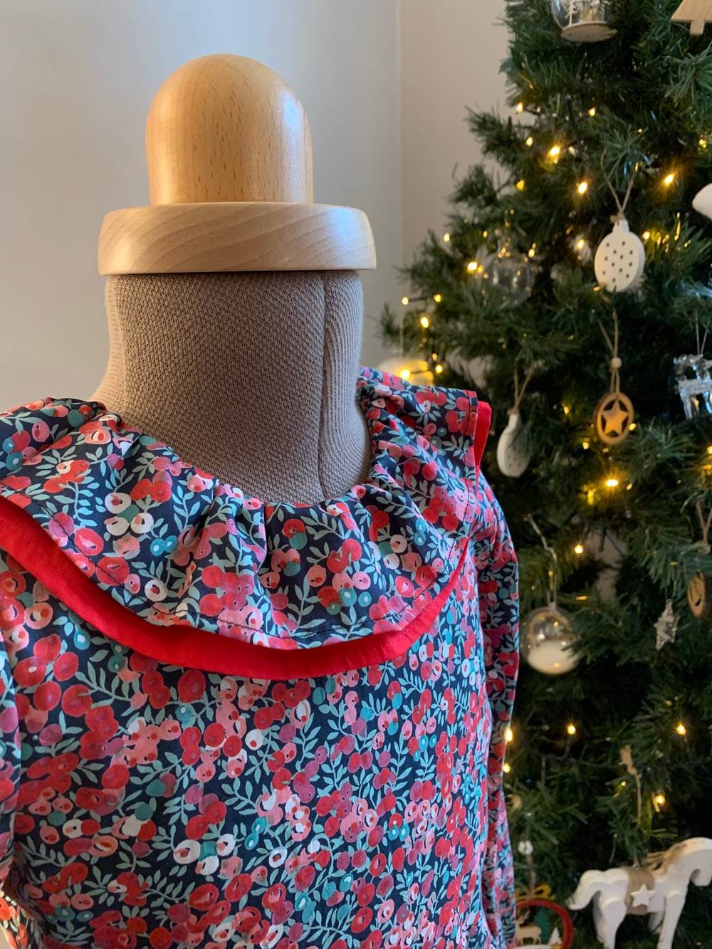 Robe manches longues Liberty classique finitions au choix sur commande