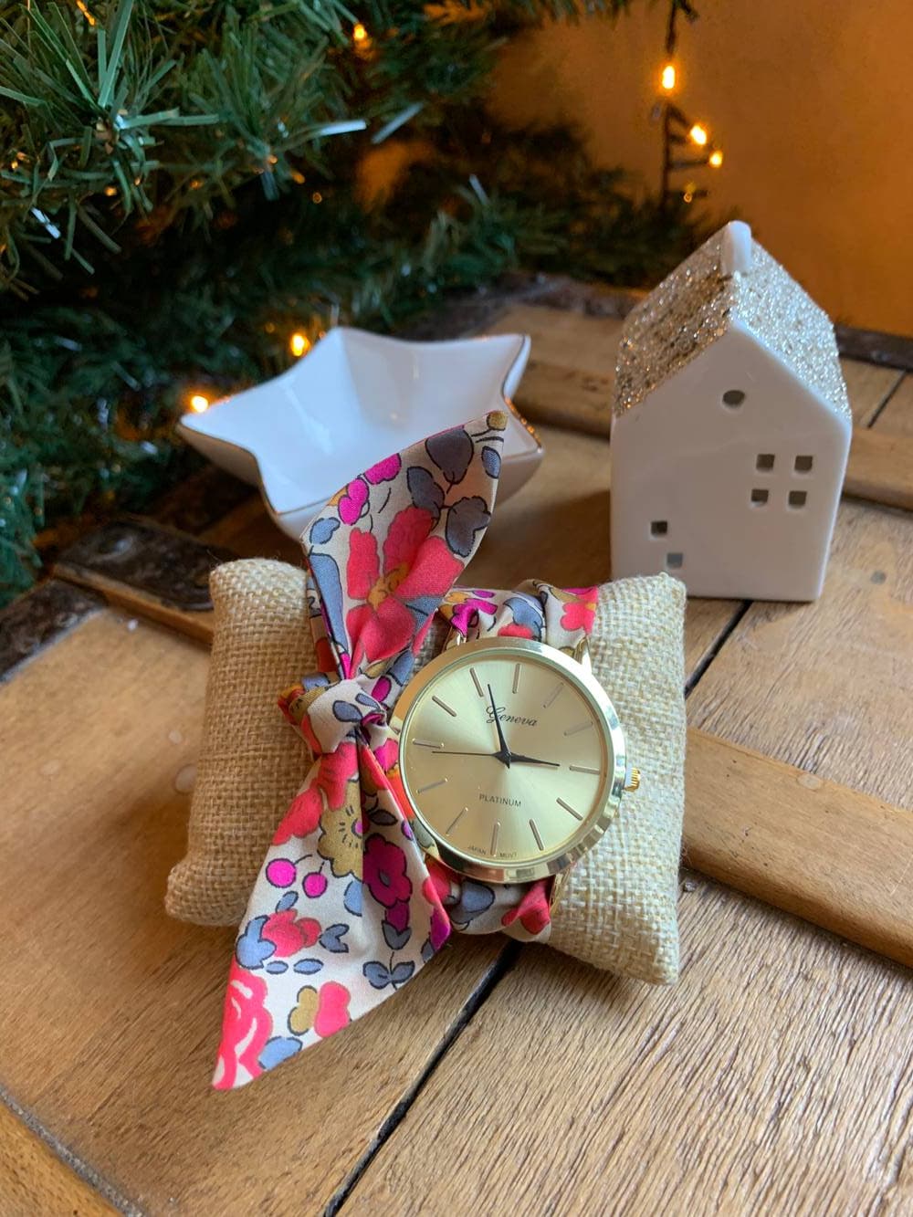 Montre cadran doré avec bracelet Liberty à choisir