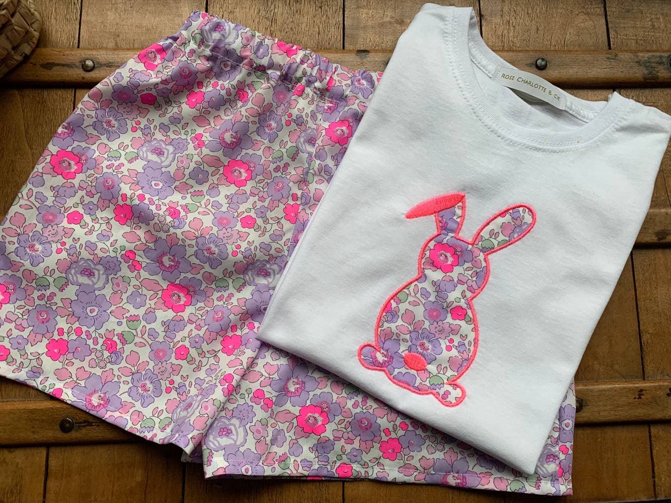 Pyjama court du 2 au 14 ans Tee-shirt brodé+short en Liberty sur commande