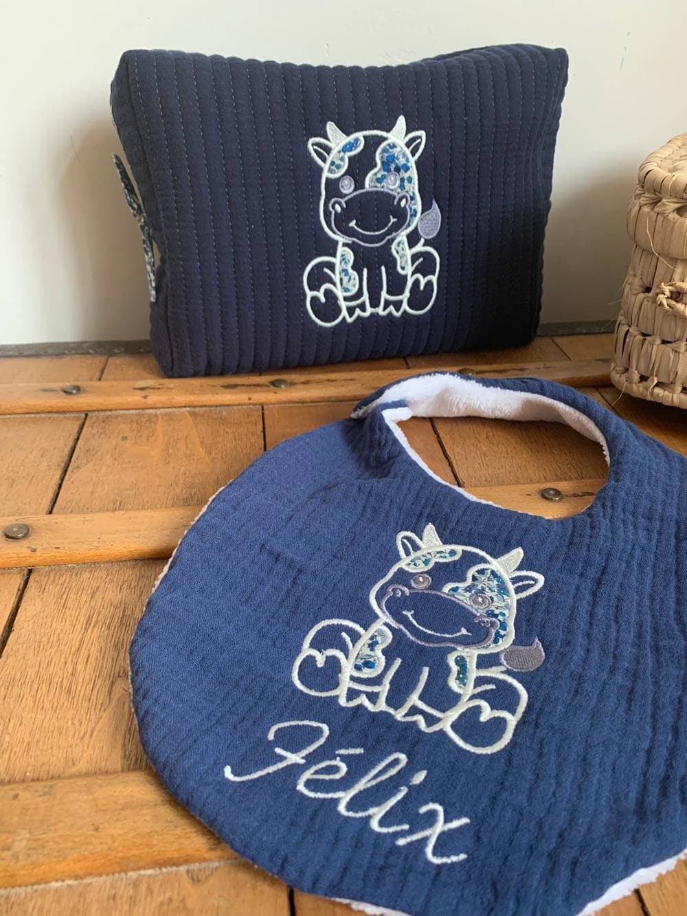 Bavoir Liberty classique au choix sur commande