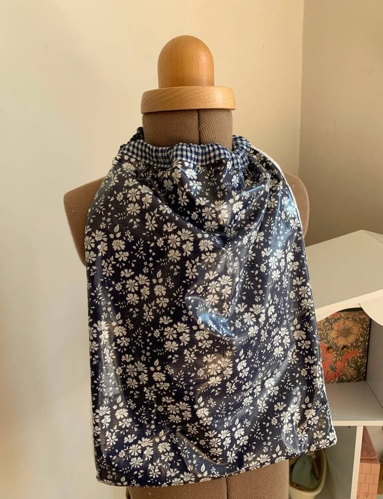 Bavoir géant enduit Capel marine