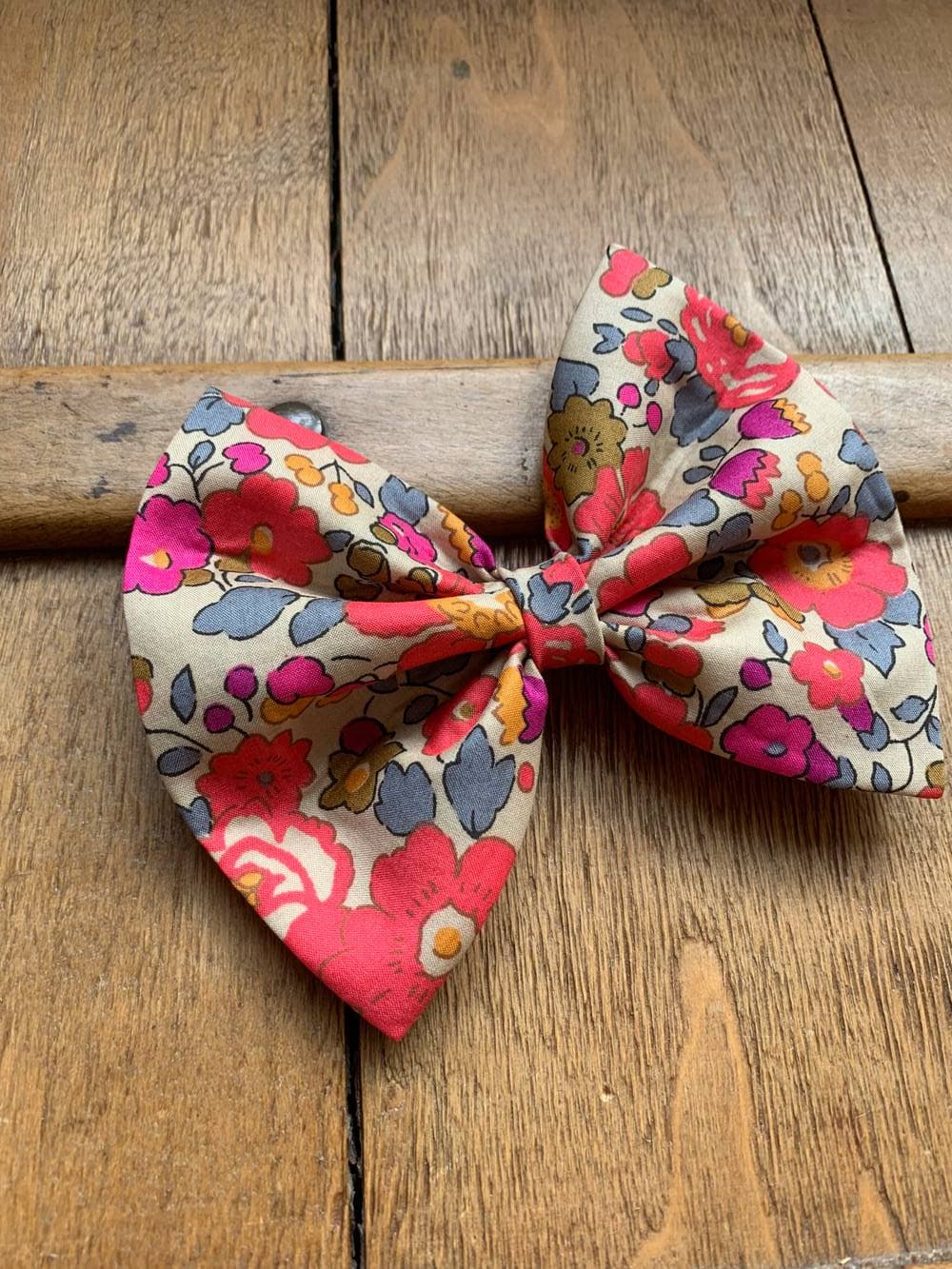 Barrette Liberty Betsy Fluo Thé XL Papillon