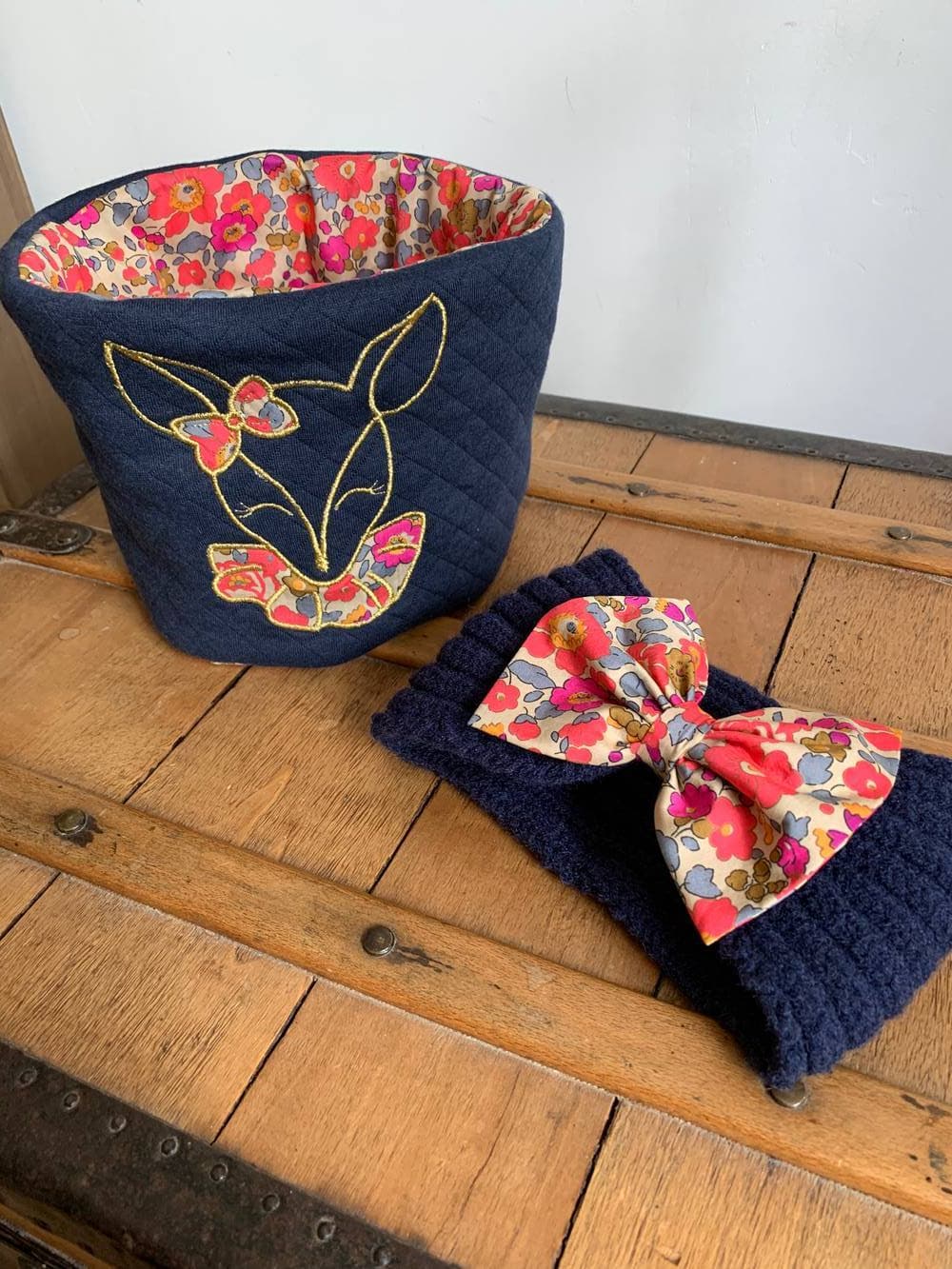 Tour de cou Liberty brodé Jersey matelassé coloris au choix sur commande