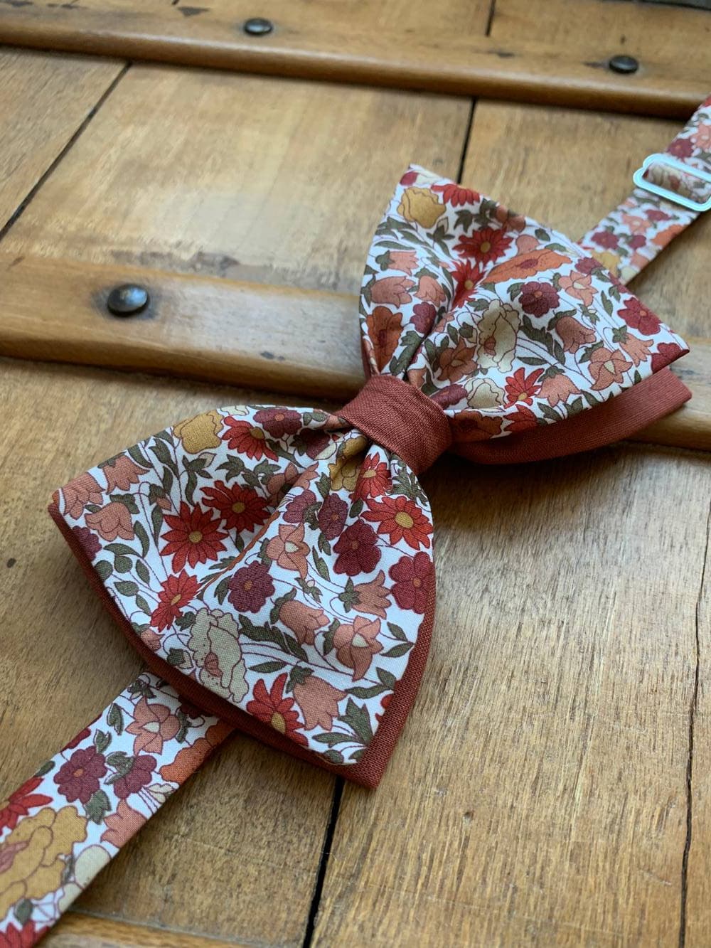 Noeud papillon réglable homme Liberty au choix sur commande