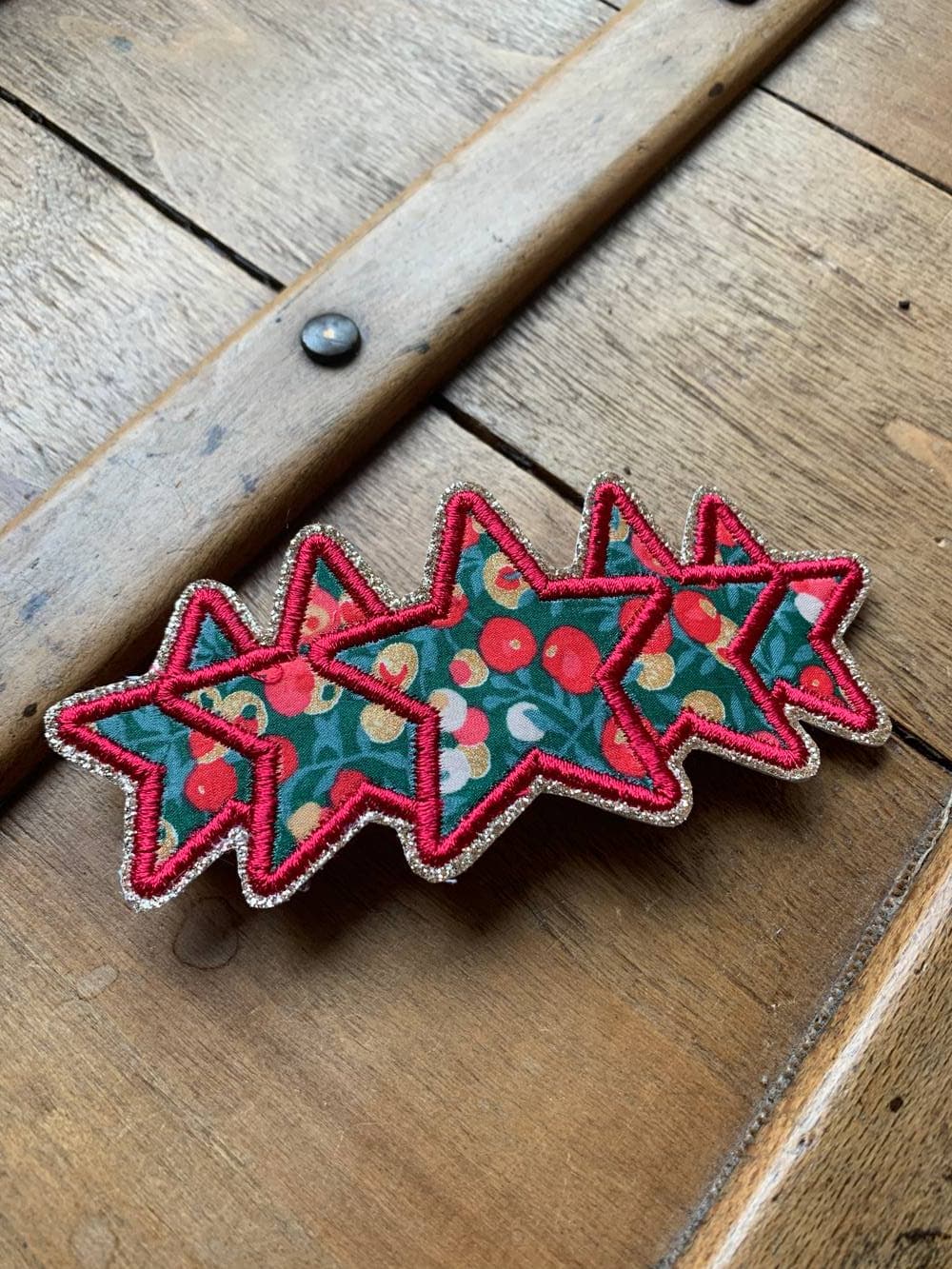 Barrette brodée Etoiles Liberty Wiltshire Christmas grand modèle