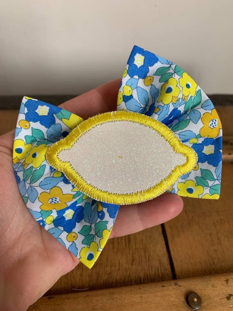 Barrette brodée citron Liberty au choix sur commande