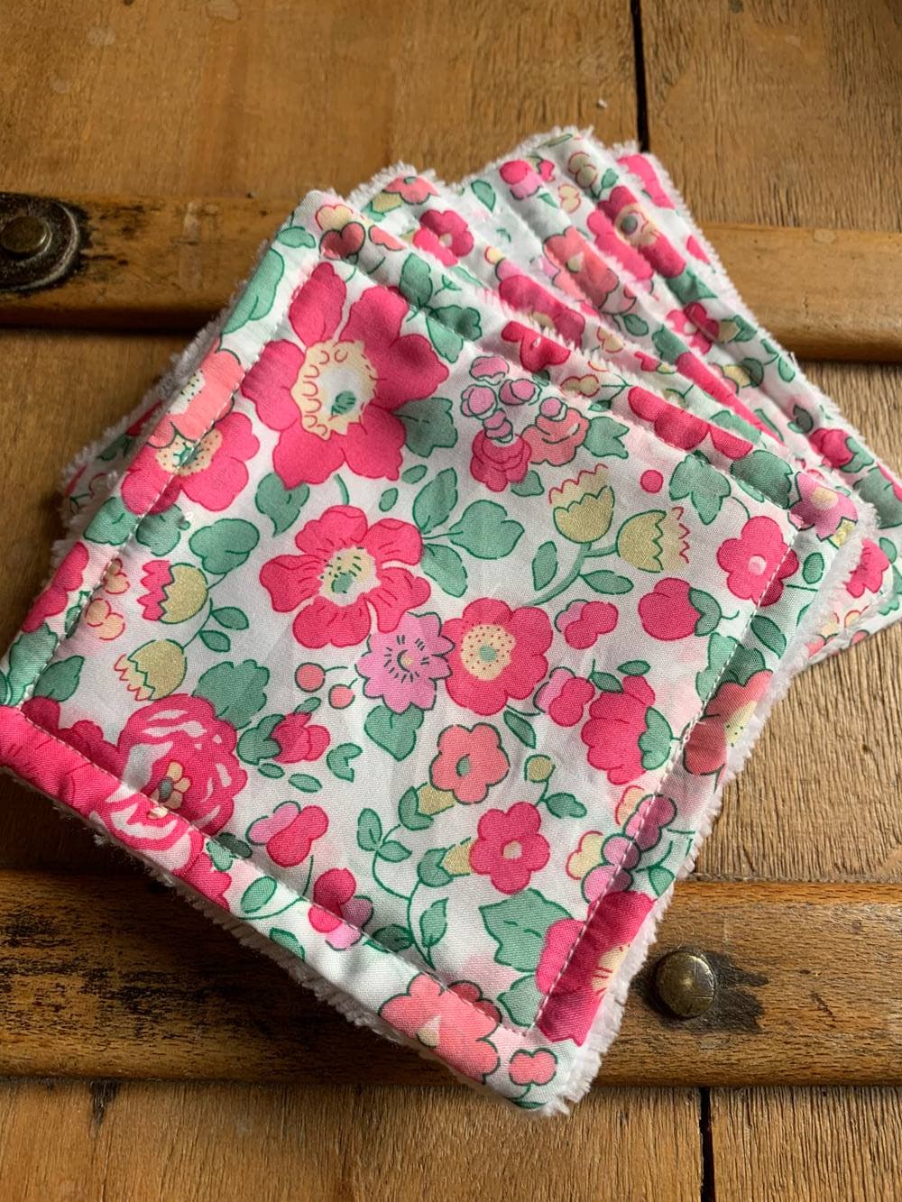 Lingette Liberty éponge de Bambou Betsy Pink and Gold