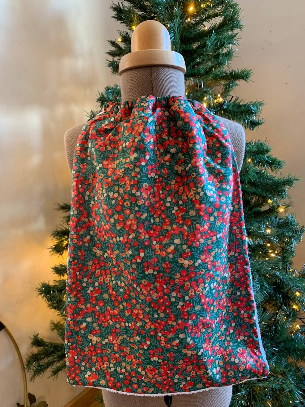 Bavoir géant à enfiler Liberty Wiltshire Christmas