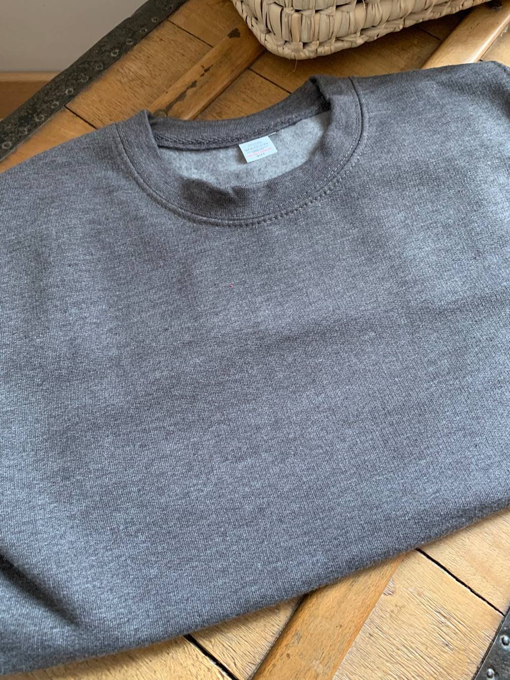 Sweat gris / brun à personnaliser sur commande